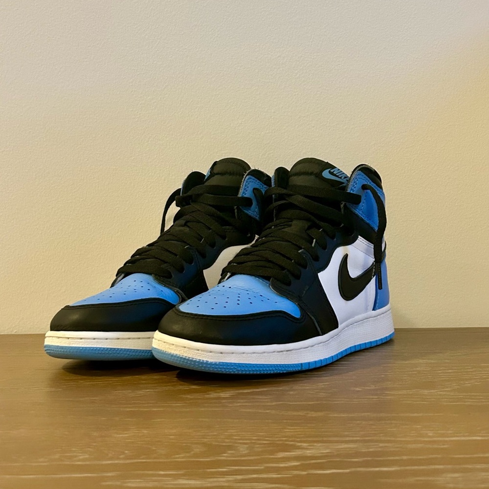 Nike Kids' Air Jordan 1 Retro High OG UNC Toe